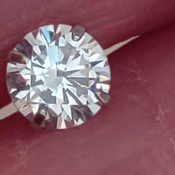 Meet your Posher, Cheryl - Picture 1 of 5